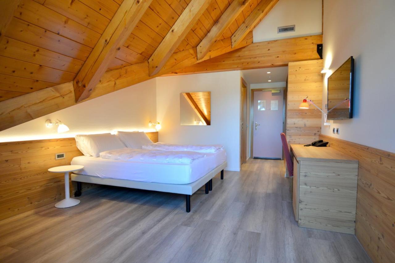 Alpholiday Dolomiti Wellness & Family Hotel Dimaro Habitación foto