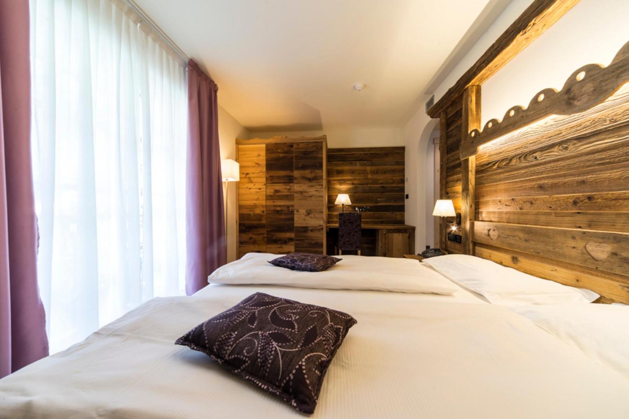 Alpholiday Dolomiti Wellness & Family Hotel Dimaro Habitación foto