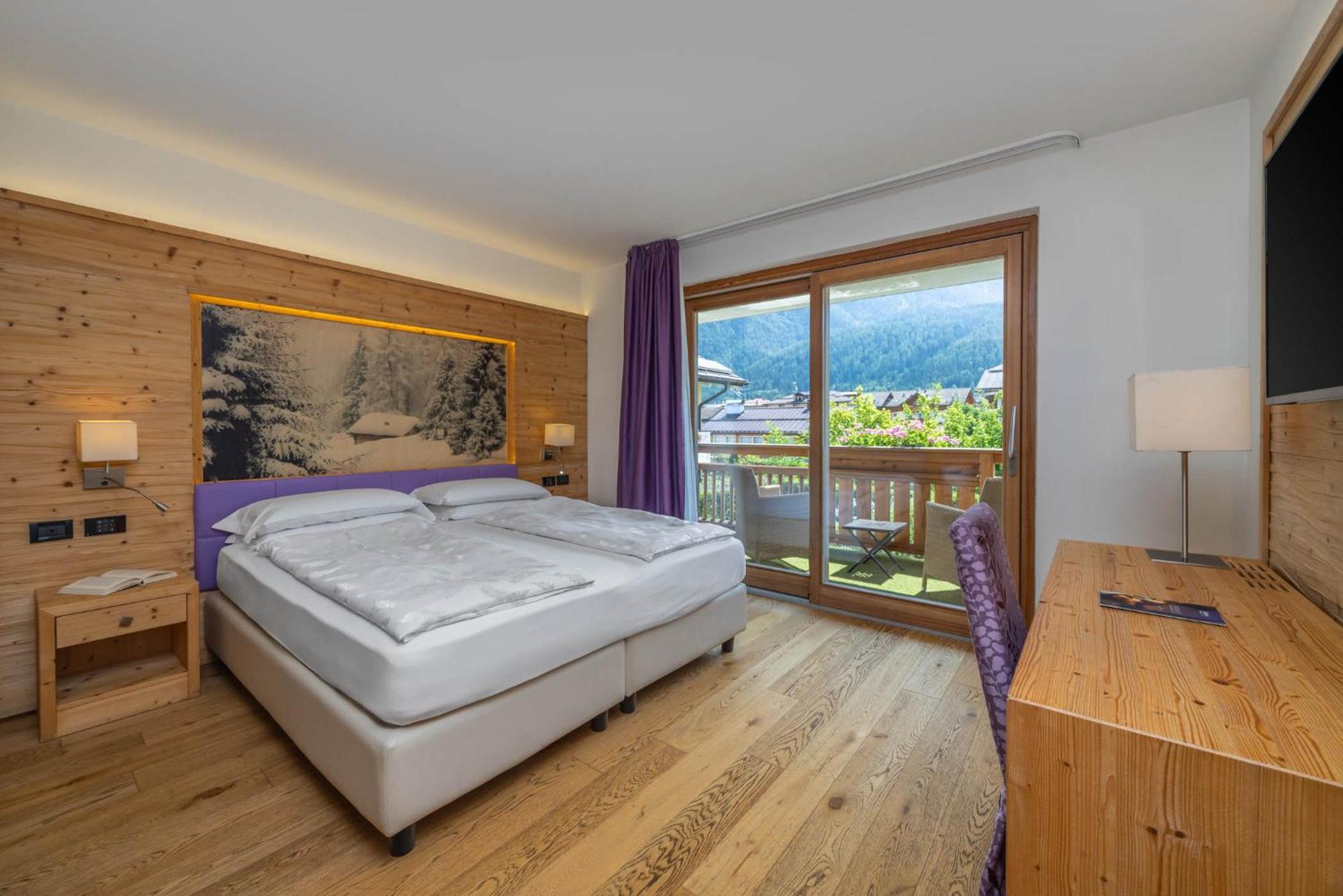 Alpholiday Dolomiti Wellness & Family Hotel Dimaro Habitación foto